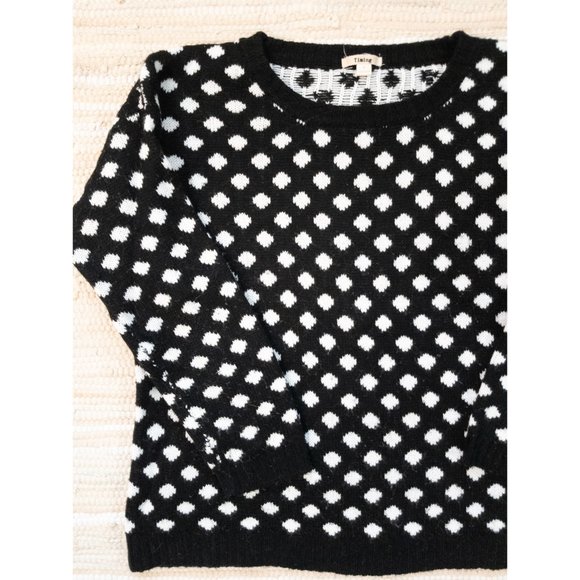 Black and White Polka Dot Cozy Knit Crewneck Sweater in Size S - Picture 2 of 10